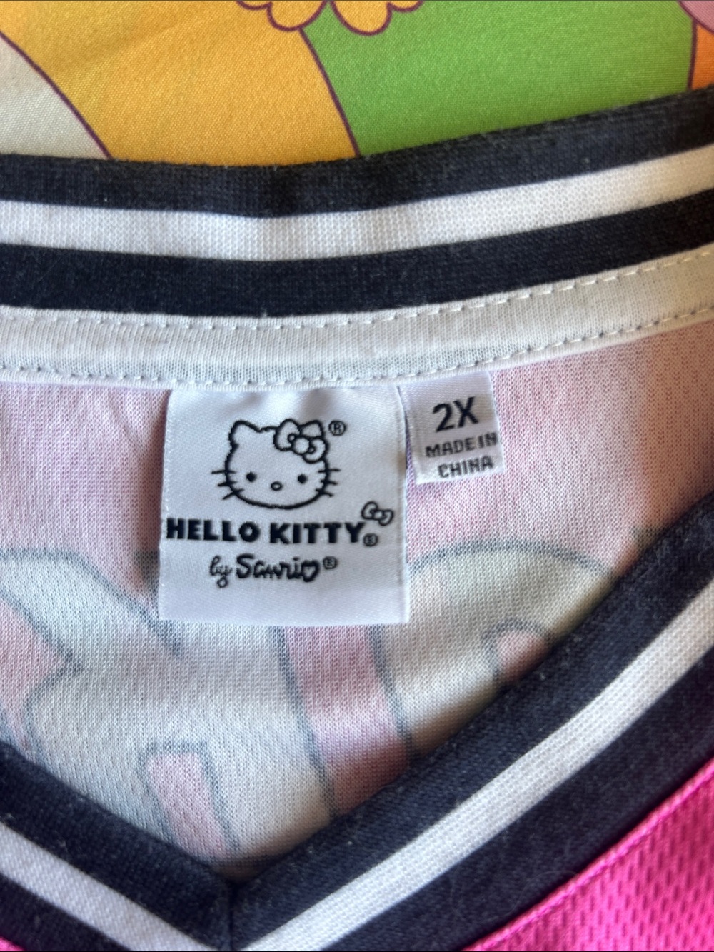 hello kitty jersey 💕🏎️ - Picture 3 of 3